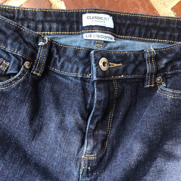 Liz Jeans - Picture 4 of 8